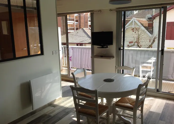 Felicitad Classe 3 Etoiles 아파트 *